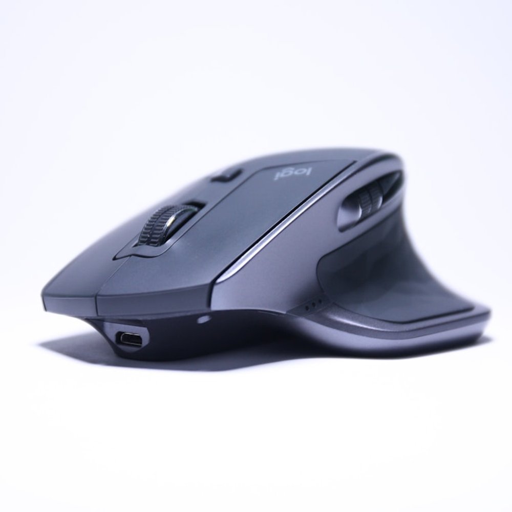 Logitech Lift, вертикальная эргономичная мышь